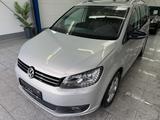 Volkswagen Touran 2.0 TDI*DSG*7-SITZER*BI-XEN*NAVI*TMP*LED - Volkswagen Touran: Sitze