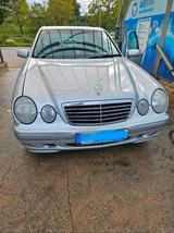 Mercedes-Benz Mercedes Benz E klasse w210, e220 - gebrauchte Mercedes-Benz E 220 aus dem Jahr 2000