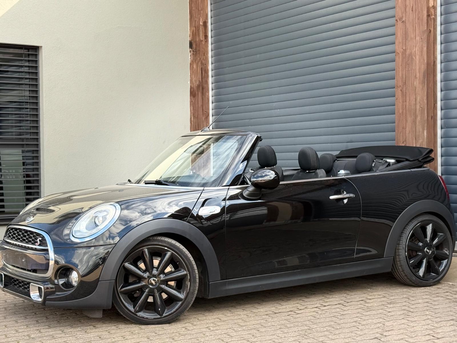 MINI Cooper S Cabrio/Navi/LED/SHZ/KeyGO/PDC/TLeder/CD