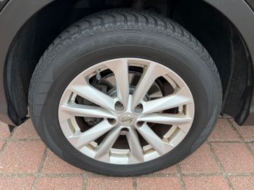 Nissan Qashqai - 11