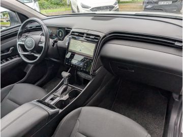 Hyundai TUCSON - 12