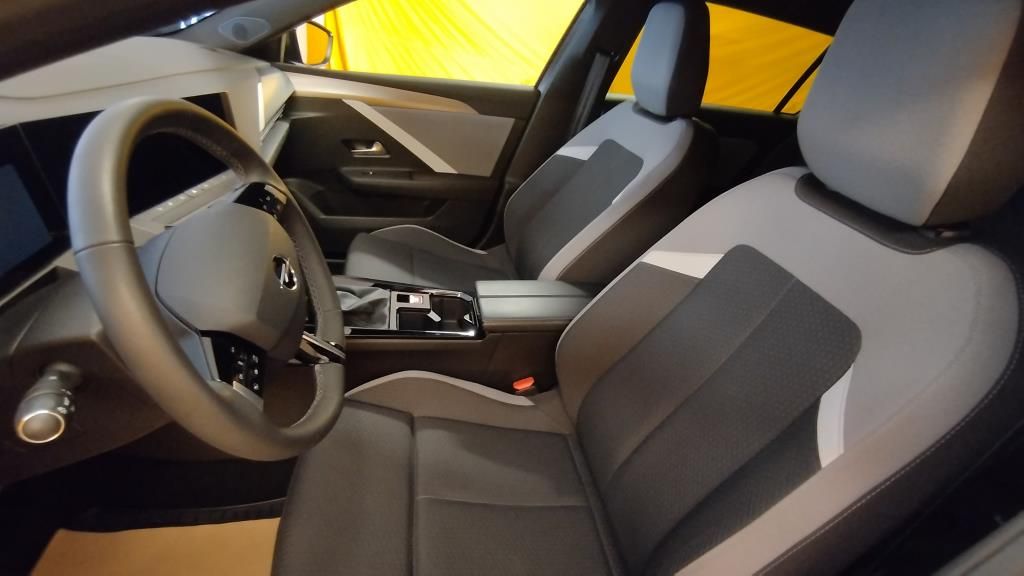 Erstes Annaberger Autohaus - Opel Astra Sports Tourer Edition,Tech-Komfort Paket - Bild 10 Erstes Annaberger Autohaus - Opel Astra Sports Tourer Edition,Tech-Komfort Paket - Bild 10