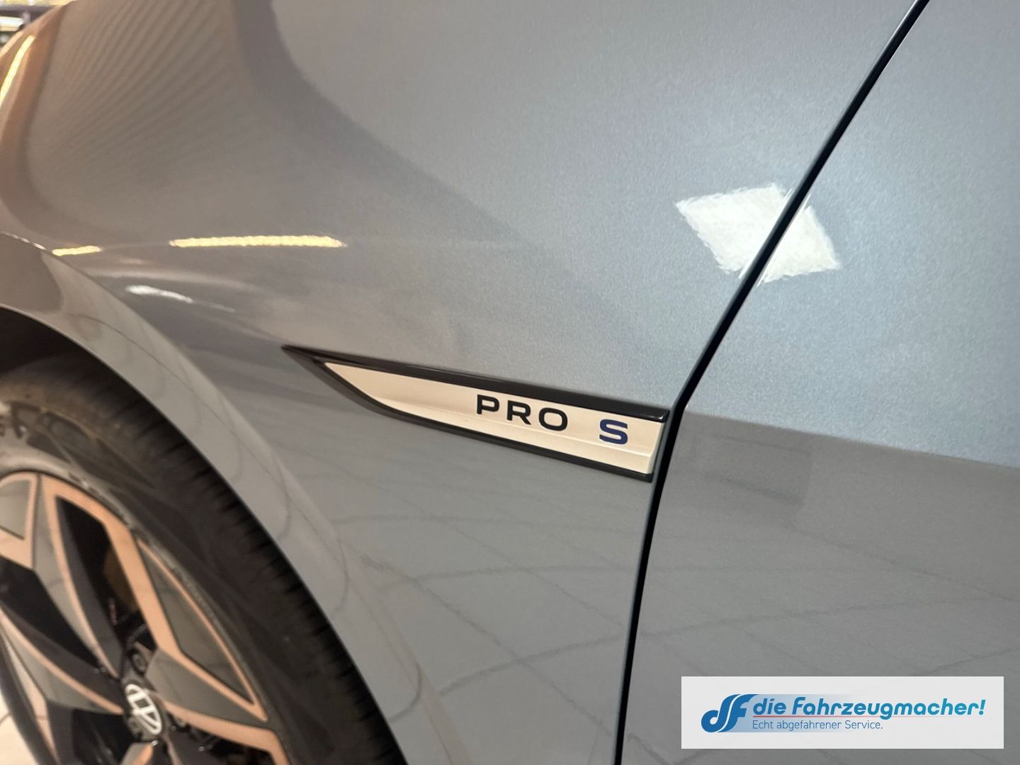 Fahrzeugabbildung Volkswagen ID.3 Pro S 150 kW Tour HUD StandHZG Navi Digital