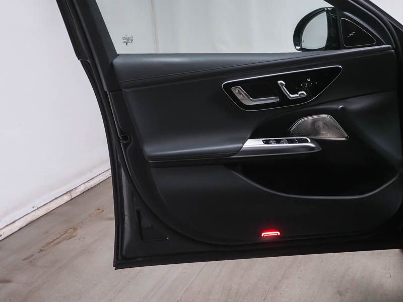 Fahrzeugabbildung Mercedes-Benz E 300 eT AMG Night AHK ACC Superscreen Airm 360°