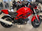 Ducati Monster 695 - DUCATI MONSTER 695