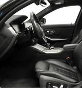 BMW 320d Touring M Sport, Pano, HUD, 8-fach Reifen - BMW: Reifen