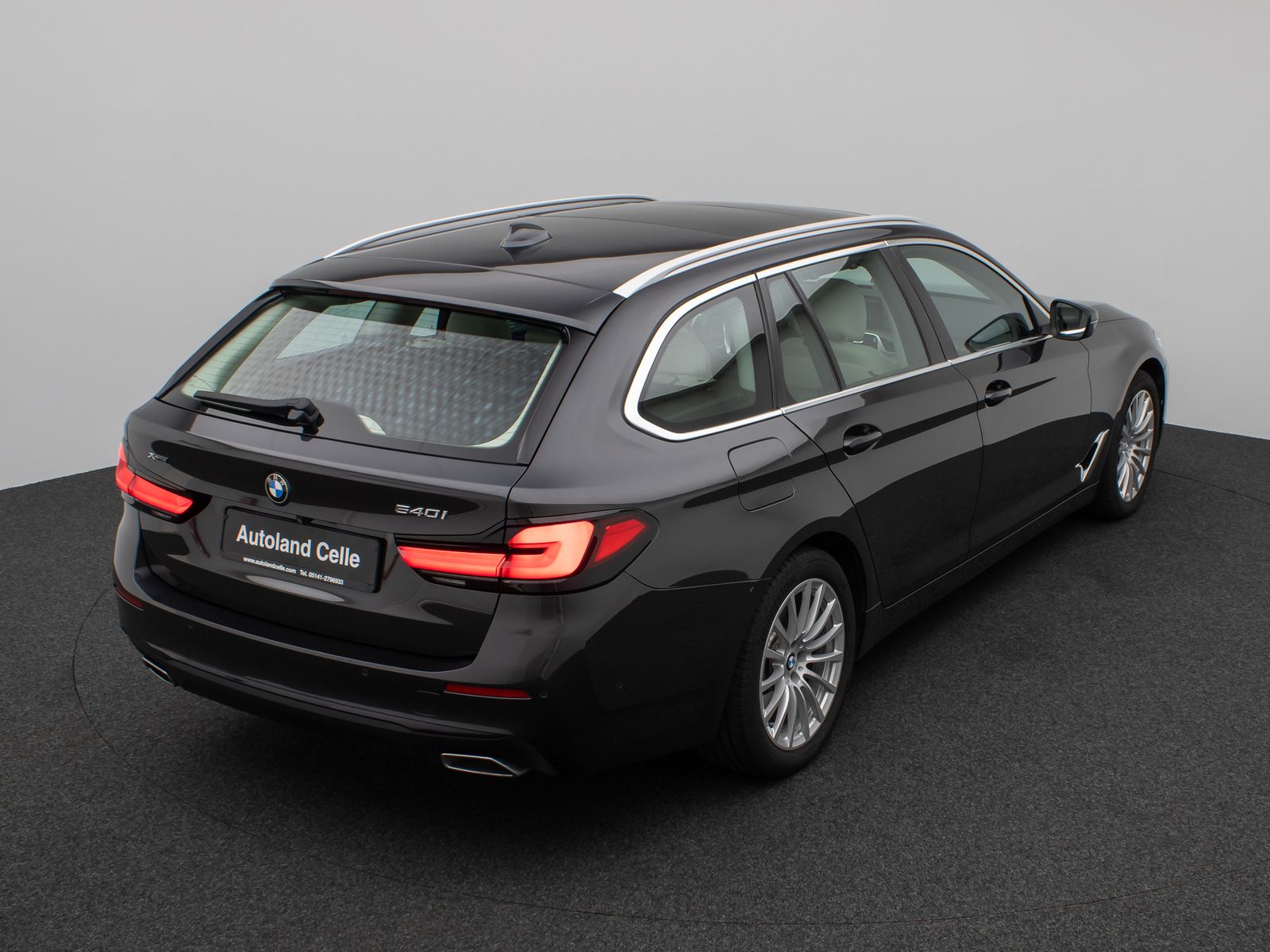 Fahrzeugabbildung BMW 540i xD Panorama 360°DAB Fernlichtassist Sport