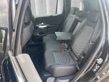 Mercedes GLB 200 - 11