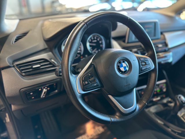 MYAUTOCENTER – Gebraucht- und Jahreswagen mit Werkstattservice in Pfaffenhofen BMW 218 *SERVICE NEU*TÜV 1227*TEMPO*2-ZONEN*SZHZ*