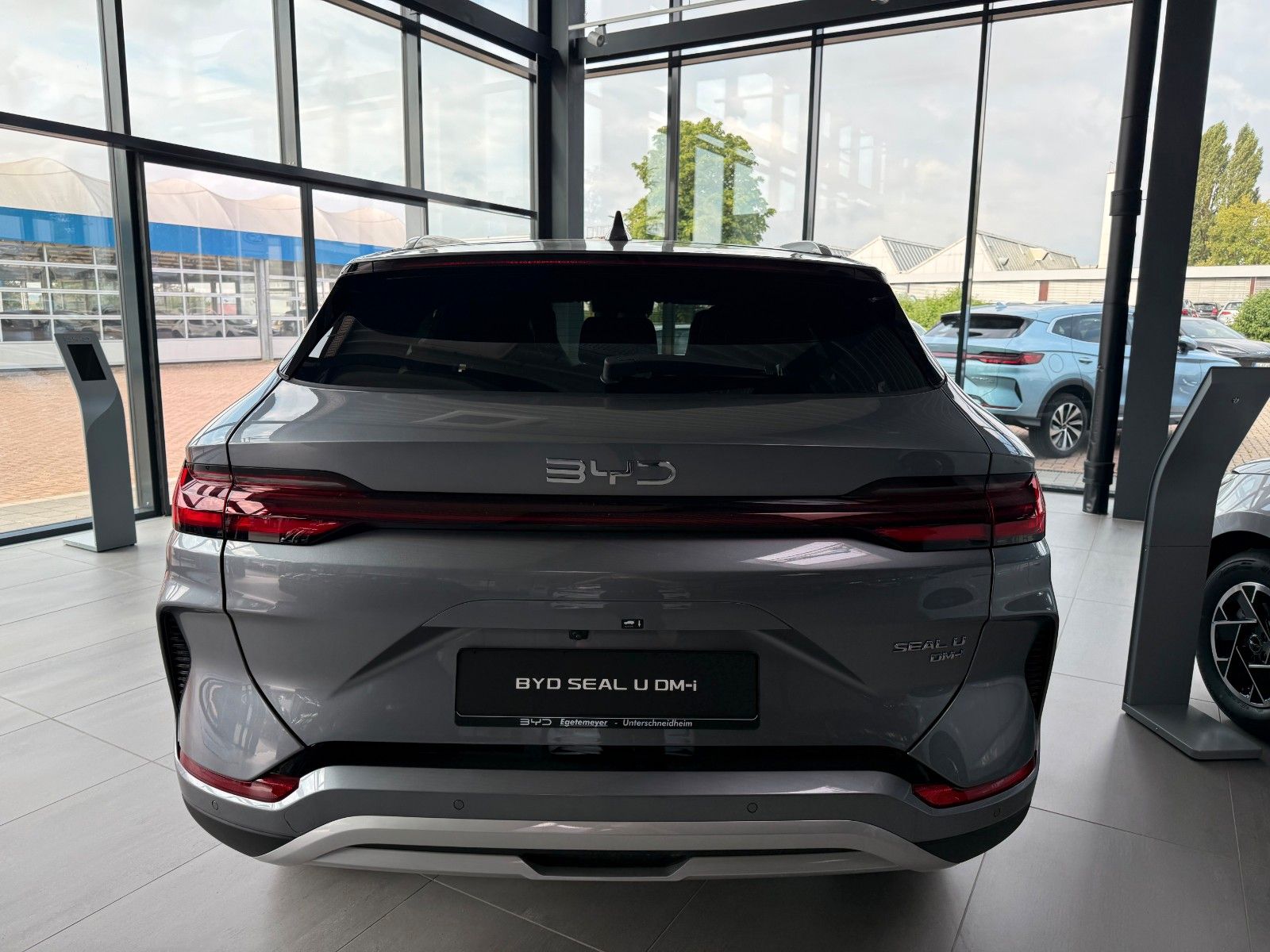 BYD SEAL U