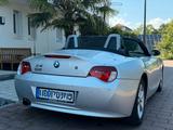 BMW Z4 Roadster 2.0i -19j. Garagenw,TÜV NEU, Scheckh - silberne BMW Z4
