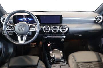 Mercedes-Benz A 180 Progressive WIDE+MBUX+KAM+LED