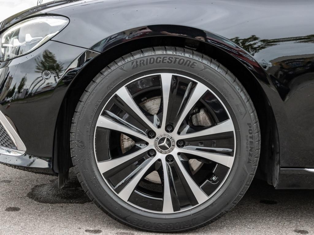 Mercedes-Benz E 220 d T Exclusive *AHK*Cam*LED*Pano*StandHzg*