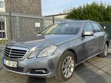 Mercedes-Benz E 220 CDI BlueEFFICIENCY - - gebrauchte Mercedes-Benz E 220 aus dem Jahr 2009