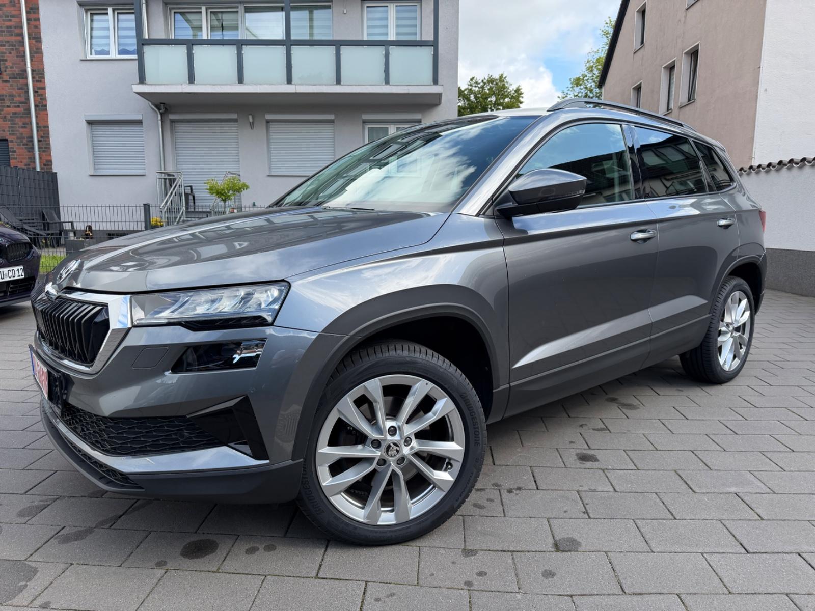 Skoda Karoq Style*FACELIFT*Navi*R-Kam*Digital Cockpit*