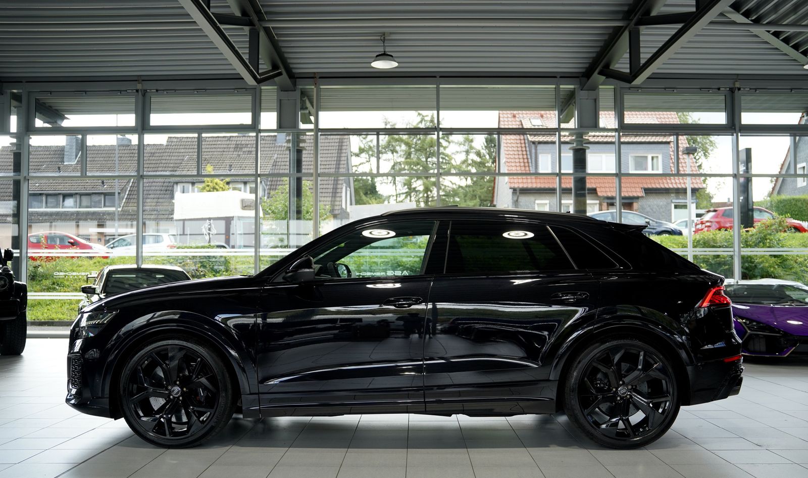 Audi Rsq8