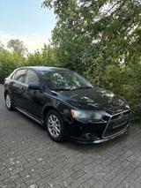 Mitsubishi Lancer Schwarz - gebrauchte Mitsubishi Lancer aus dem Jahr 2011
