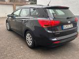 Kia cee'd Sportswagon 1.6 CRDi 128 Edition 7 Spo... - Kia aus 2014 mit Diesel-Antrieb: Kombi