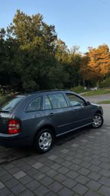 Skoda Fabia Combi 1.4 16V 59 kW Ambiente Ambiente - Skoda Fabia aus 2006: 1.4