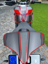 Ducati Streetfighter V4S mit vielen Extras u. Desmo neu - Angebote entsprechen deinen Suchkriterien