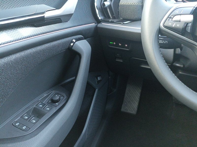 Fahrzeugabbildung SKODA Kodiaq 2.0 TDI 4x4 Selection DSG ACC+NAVI+KAMERA