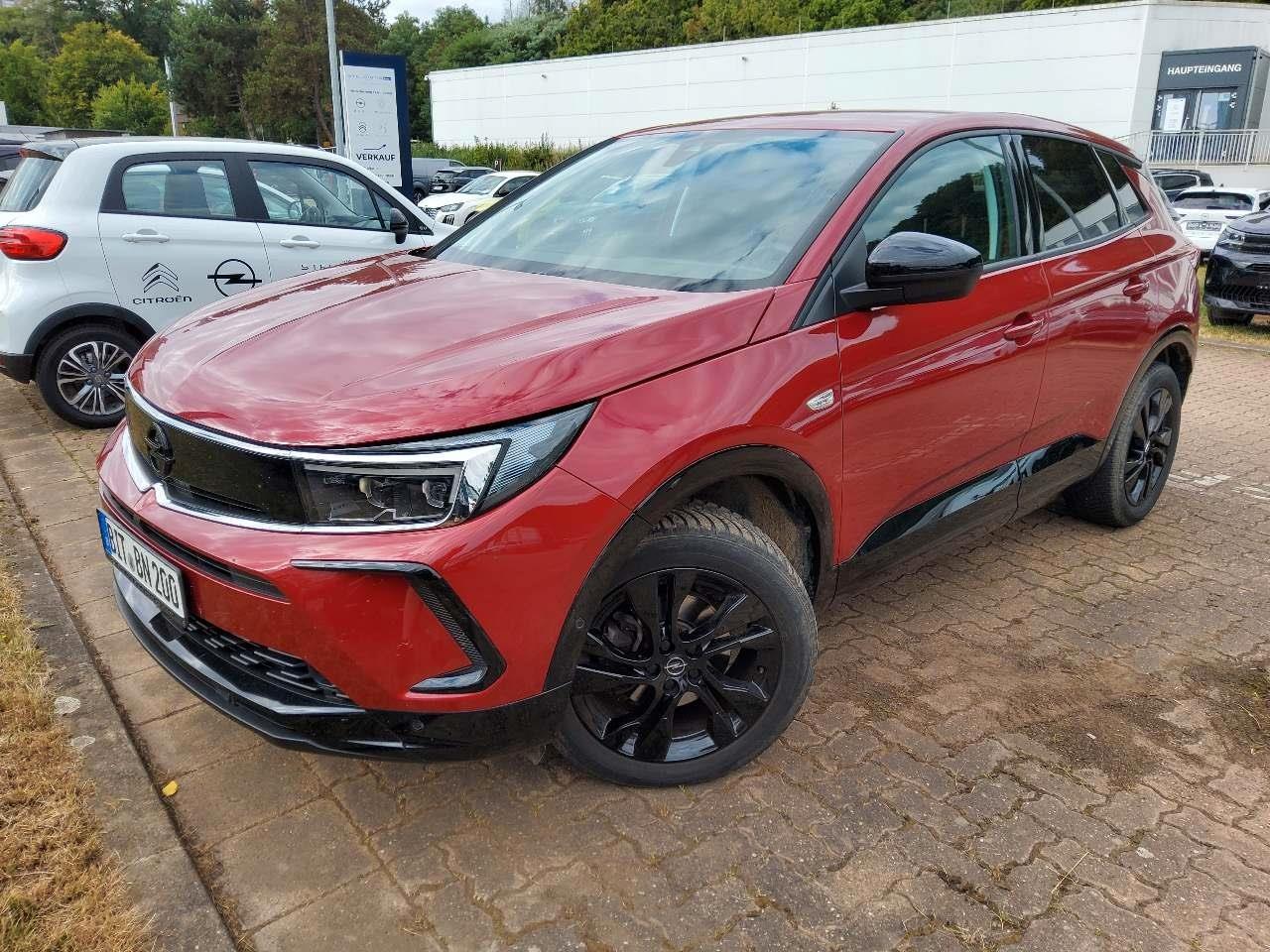 Opel Grandland 1.2T AT8 G AHK Navi IntelliLux