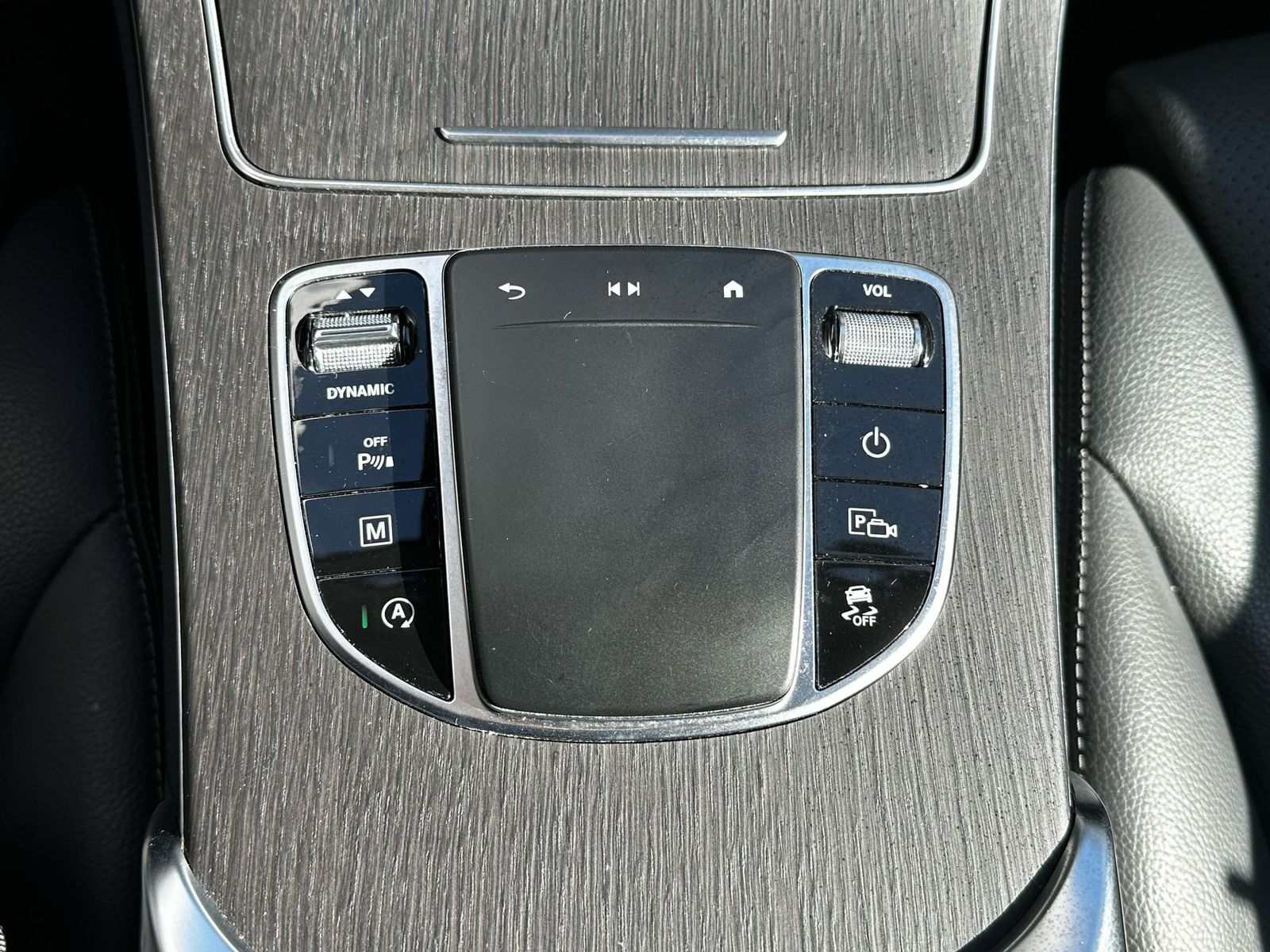 Fahrzeugabbildung Mercedes-Benz GLC 220d 4M Exclus NIGHT+NAVI+LED+KAM+BURMES+AHK