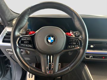 BMW XM - 12