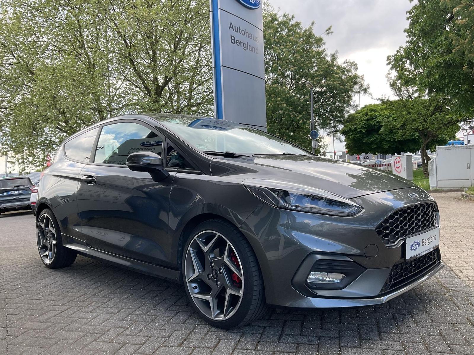 Ford Fiesta ST 1.5l EcoBoost 200PS *LED*B&O*PDC*SHZ*