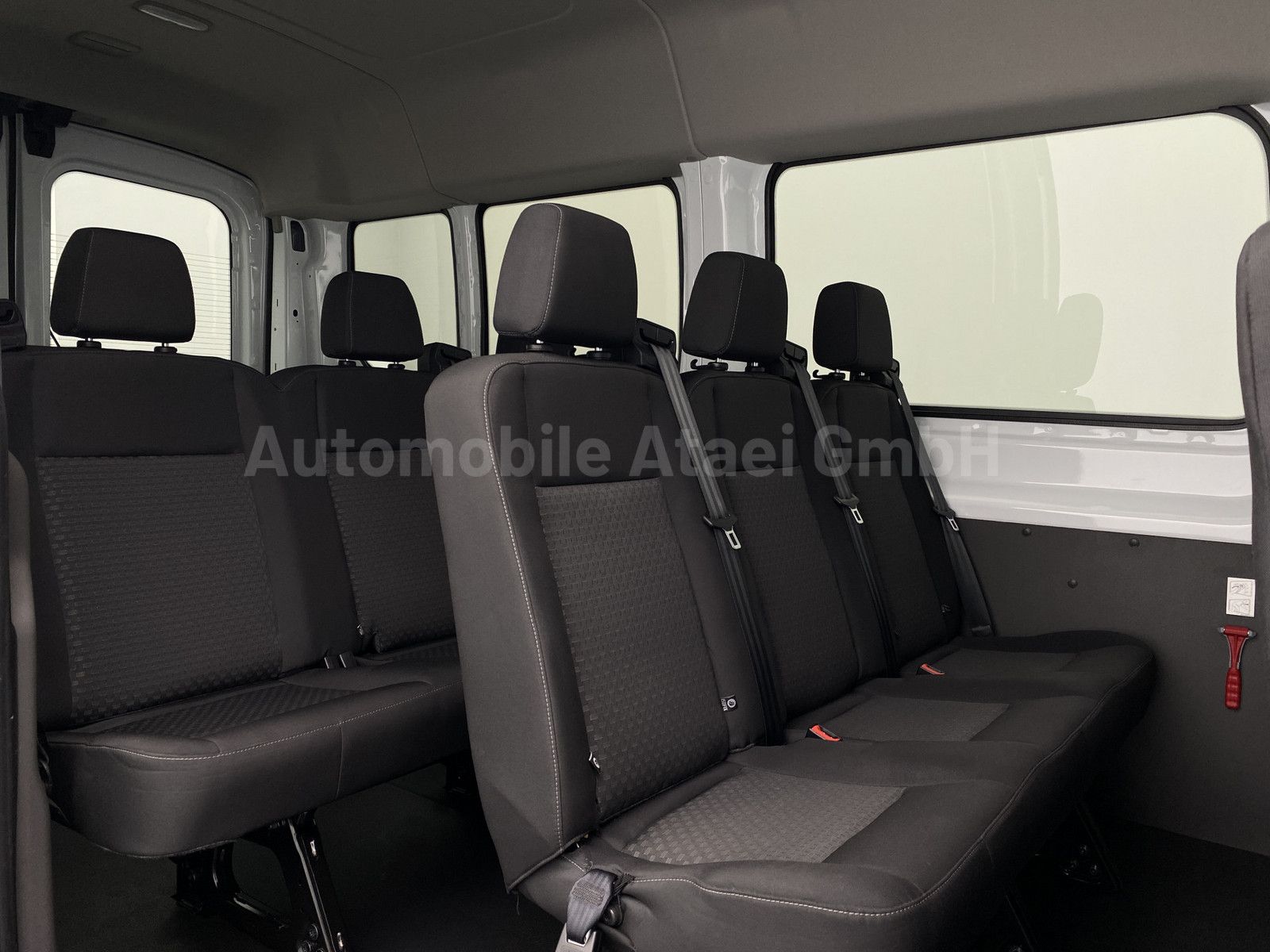 Fahrzeugabbildung Ford Transit 350 L3H2 Automatik *Facelift* NAVI (3813