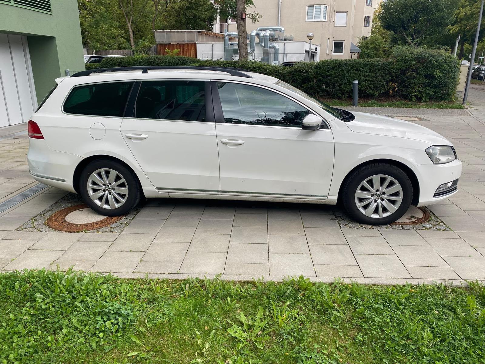Volkswagen Passat 2012 — photo 7
