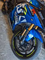 Suzuki GSXR 1000RR - SUZUKI GSXR
