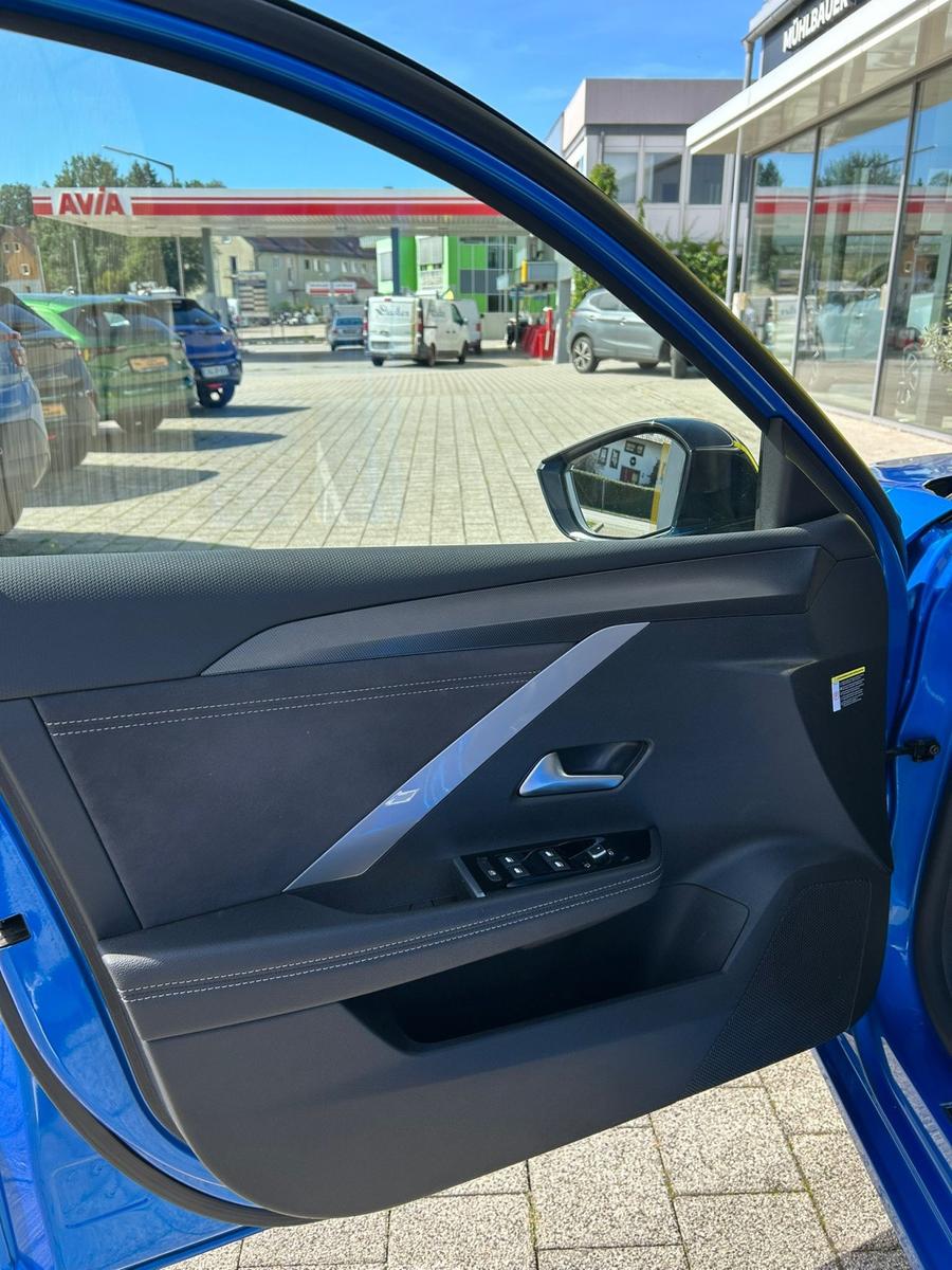 Opel Astra L Electric GS **Panoramadach*Navi*SHZ*