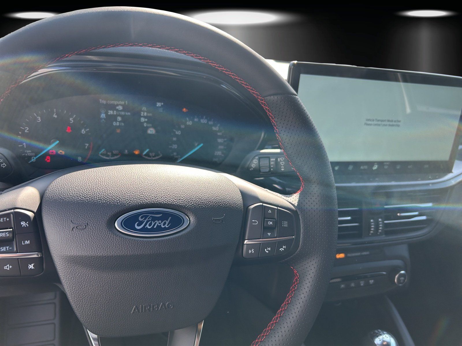 Fahrzeugabbildung Ford Focus Turnier 1,0 Ecoboost ST-Line