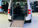 Volkswagen Caddy Behindertengerecht-Rampe-JAKO - Volkswagen Caddy mit Diesel-Antrieb