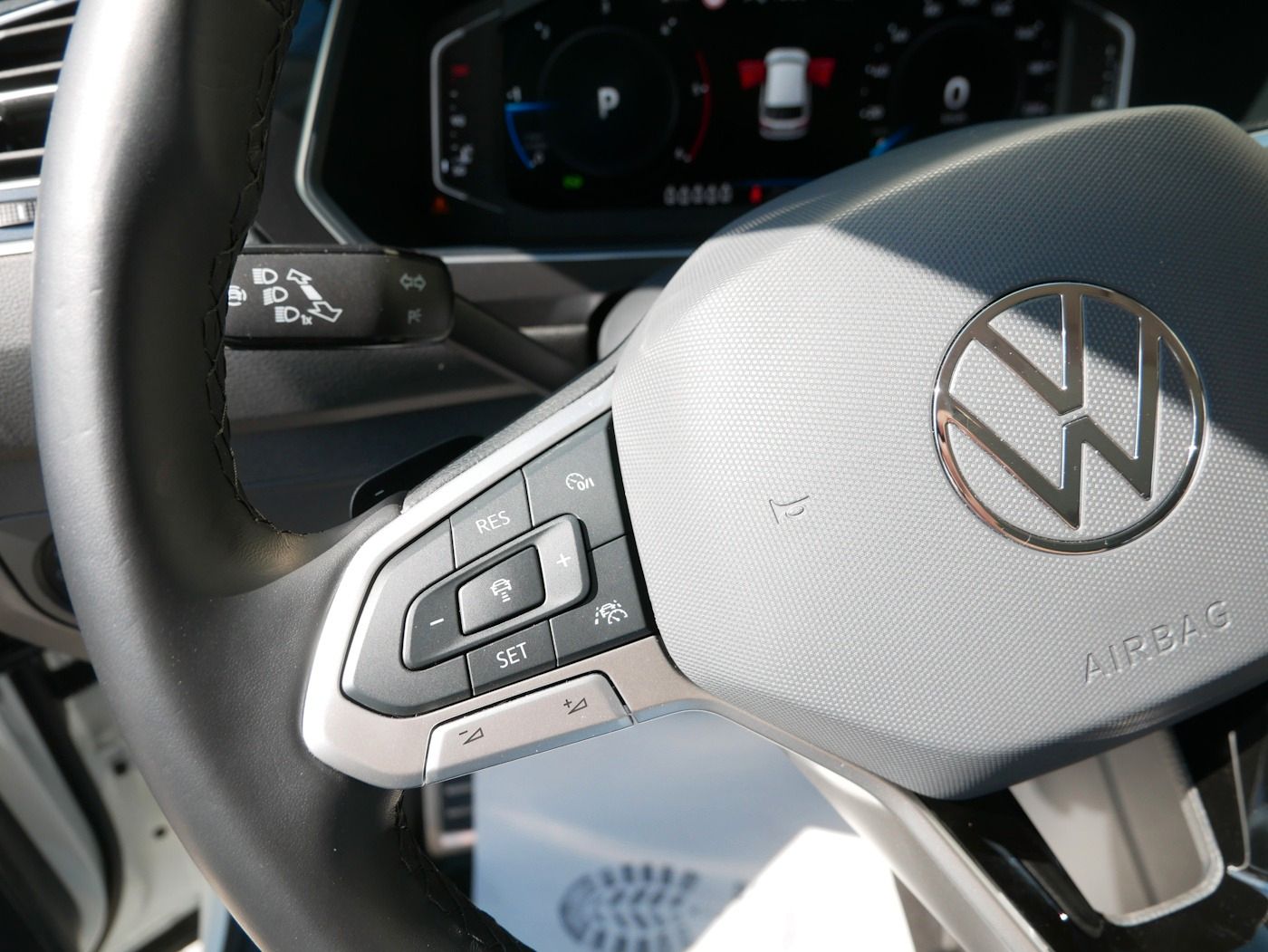 Fahrzeugabbildung Volkswagen Tiguan Allspace 2.0 4x4 Move NEU72T 7-Sitzer DAC