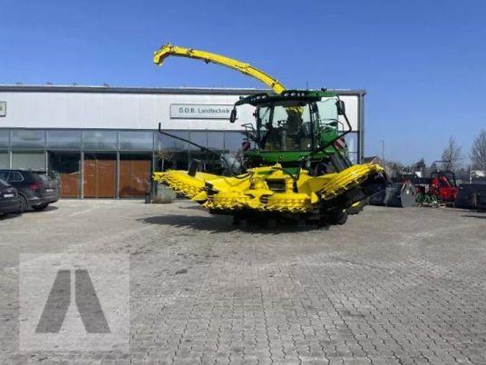 John Deere 8600i