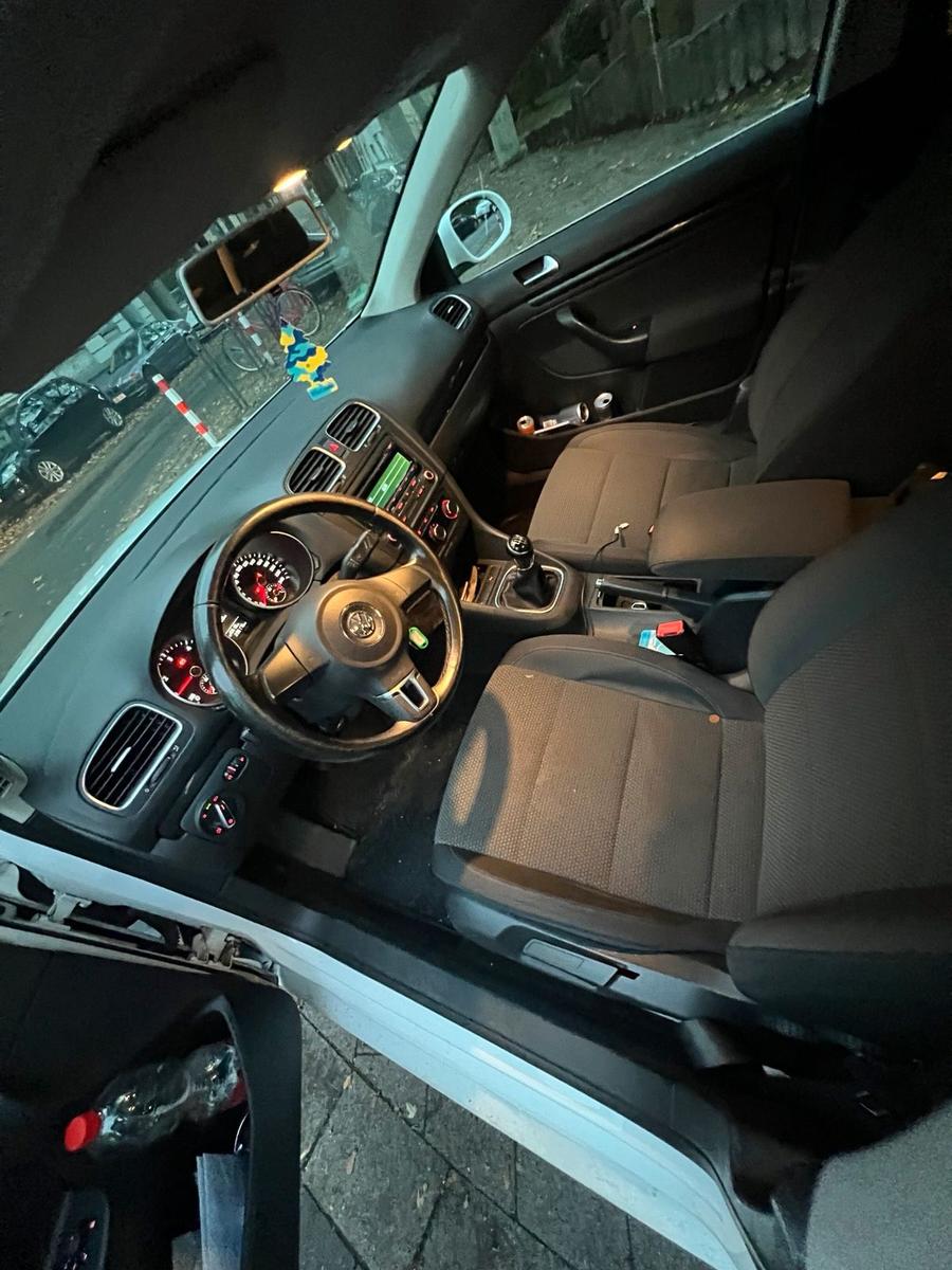 Volkswagen Golf 2012 — photo 13