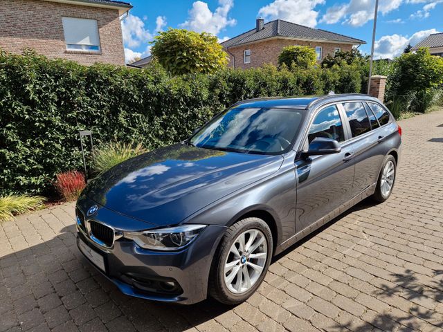 BMW 318d Touring Advantage - Sportsitze, M-Lenkrad