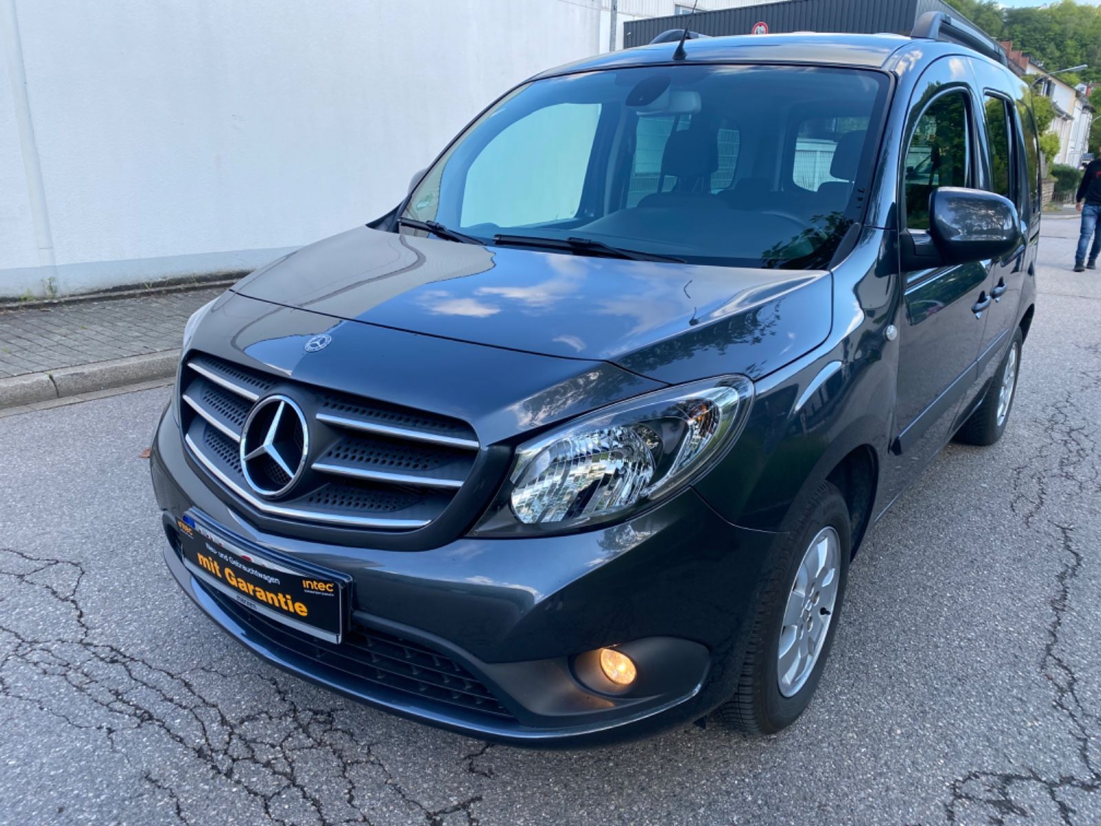 MERCEDES-BENZ Citan Kombi CDI lang Tourer Edition Shz Ahk Top!