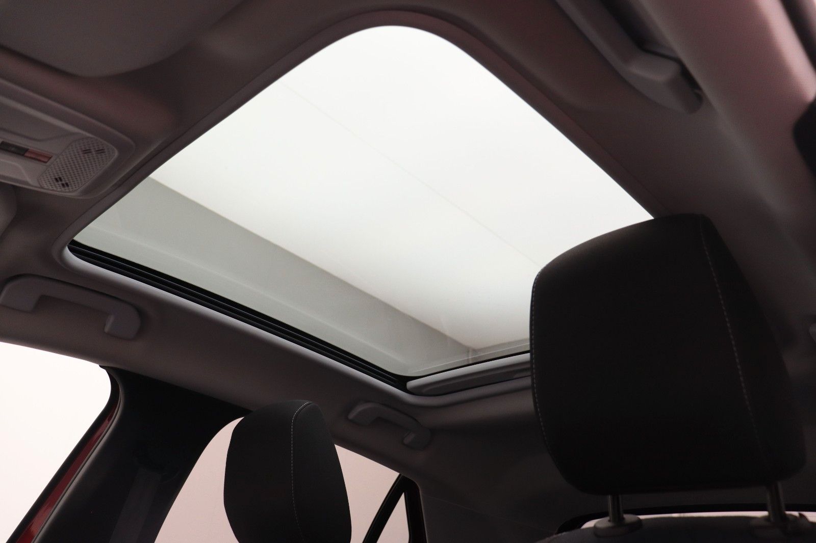Fahrzeugabbildung Opel Corsa-e F First Edition IntelliLux Panorama PDC