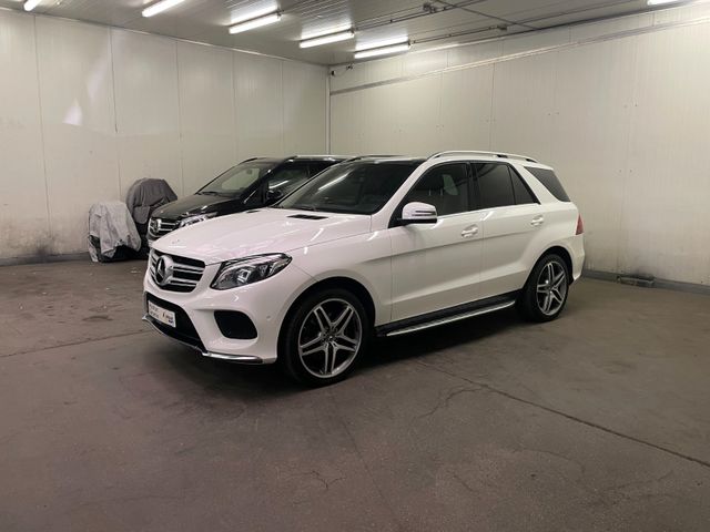 Mercedes-Benz GLE 350 d 4MATIC AMG-LINE/Pano/AHK/Standhei/Navi