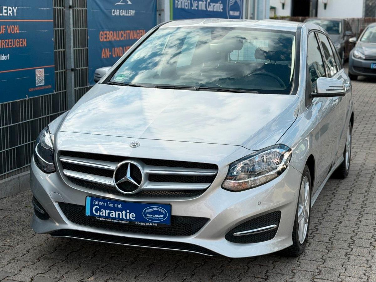 Mercedes-Benz B 180 /2.Hd/Navi/SHZ/Garantie/HU/AU/Neu