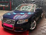 Audi S4 Cabriolet 4.2 quattro*DeutschesFahrzeug*S-Hef - Audi S4 mit Benzin-Antrieb: Cabrio, 4.2