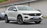 Volkswagen T-Roc R-Line TSI 4Mo AHK LED NAVI T-LEDER ACC SP - Volkswagen: Sp