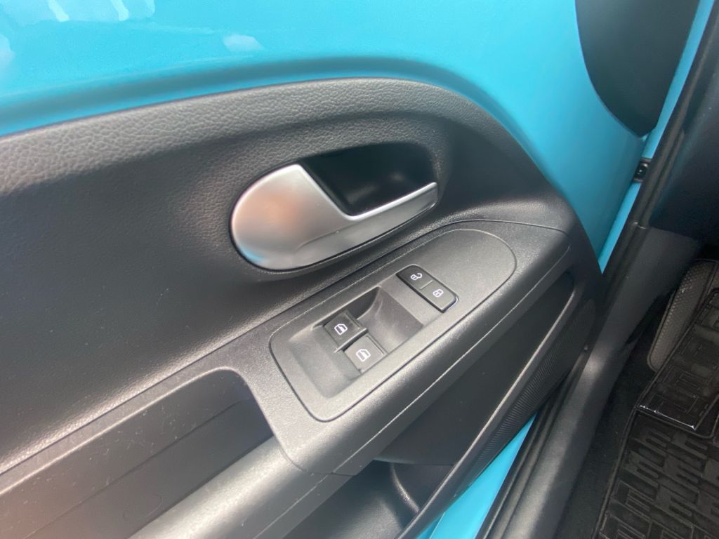 Fahrzeugabbildung Volkswagen e-up LED Climatronic