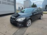 Skoda Octavia 2.0 TDI DSG RS Combi - Skoda Octavia aus 2011: RS Combi
