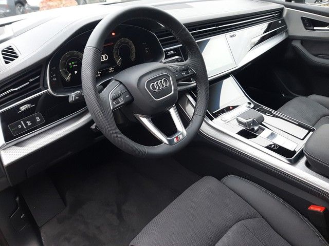 Fahrzeugabbildung Audi Q7 SUV S line TFSIe B&O PANO AHK Matrix Kamera