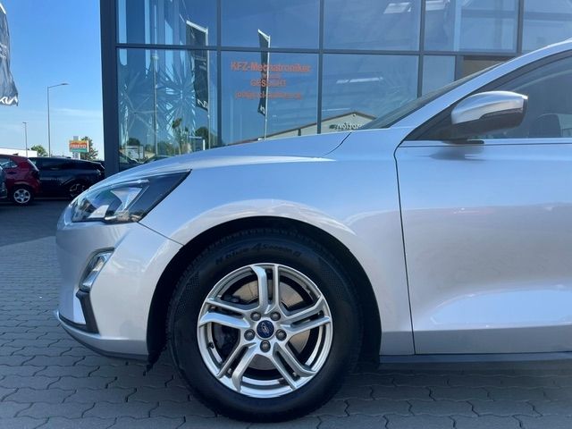 Fahrzeugabbildung Ford Focus Cool & Connect Kamera LED Navi PDC