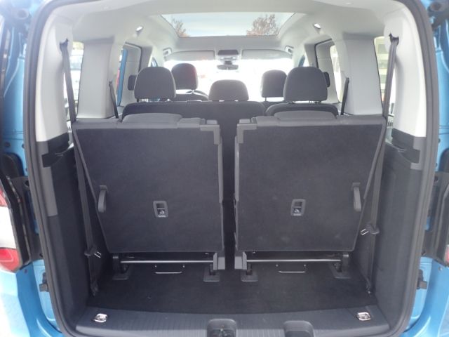 Fahrzeugabbildung Ford Tourneo Connect Titanium 7-Sitzer Panorama Navi